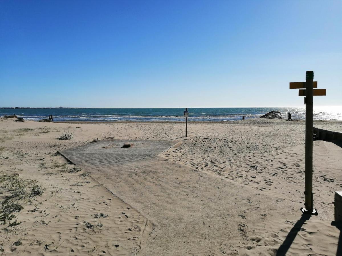 Grau Du Roi T2 Calme, Acces Plage + Parking Le Grau-du-Roi Exterior foto